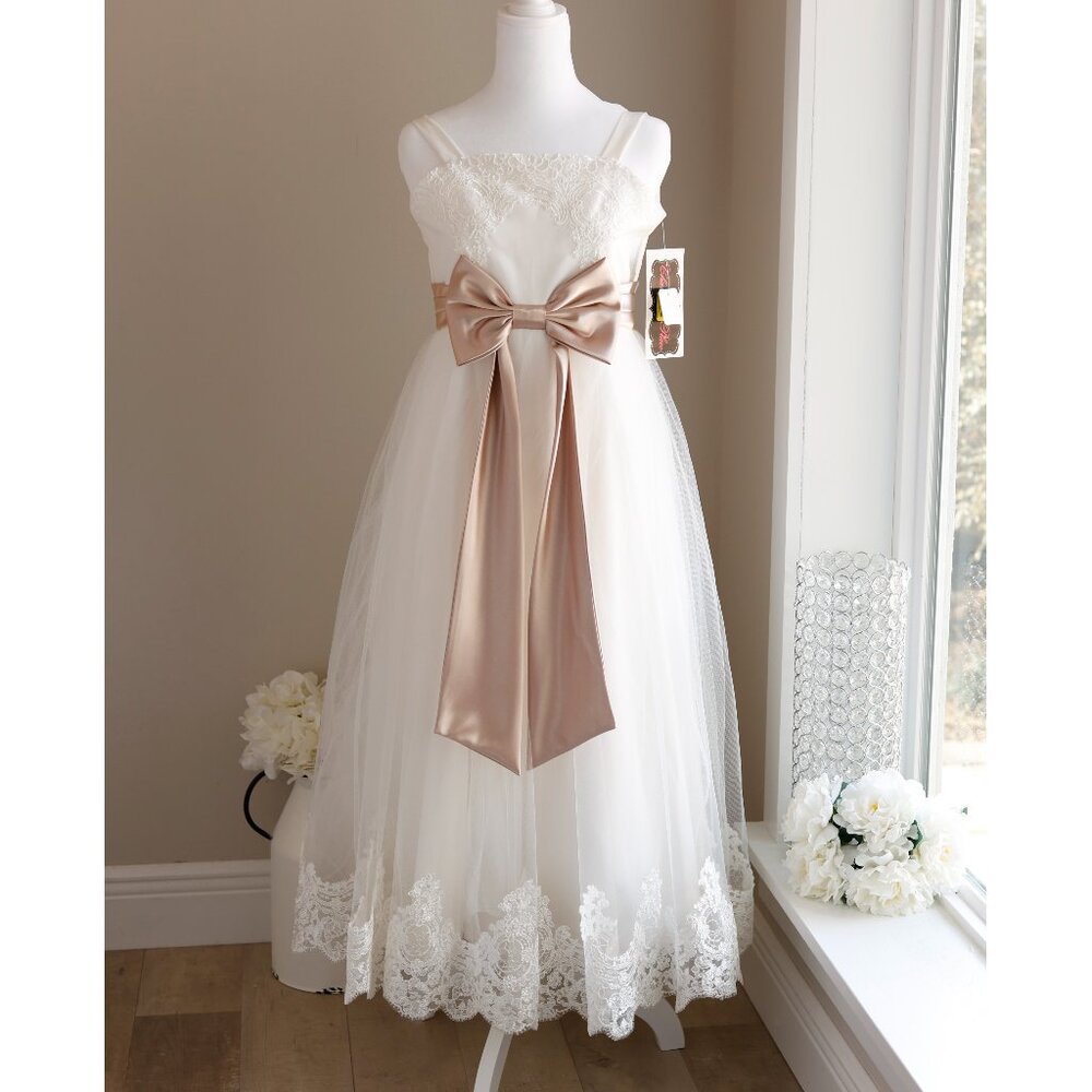 Girls Formal Ivory Tulle Embroidered Lace Champagne Bow Sash Size 14 NWT